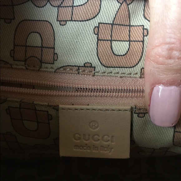 Gucci Handbag - Picture 4 of 6